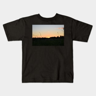 Sunset Through the Grass Kids T-Shirt